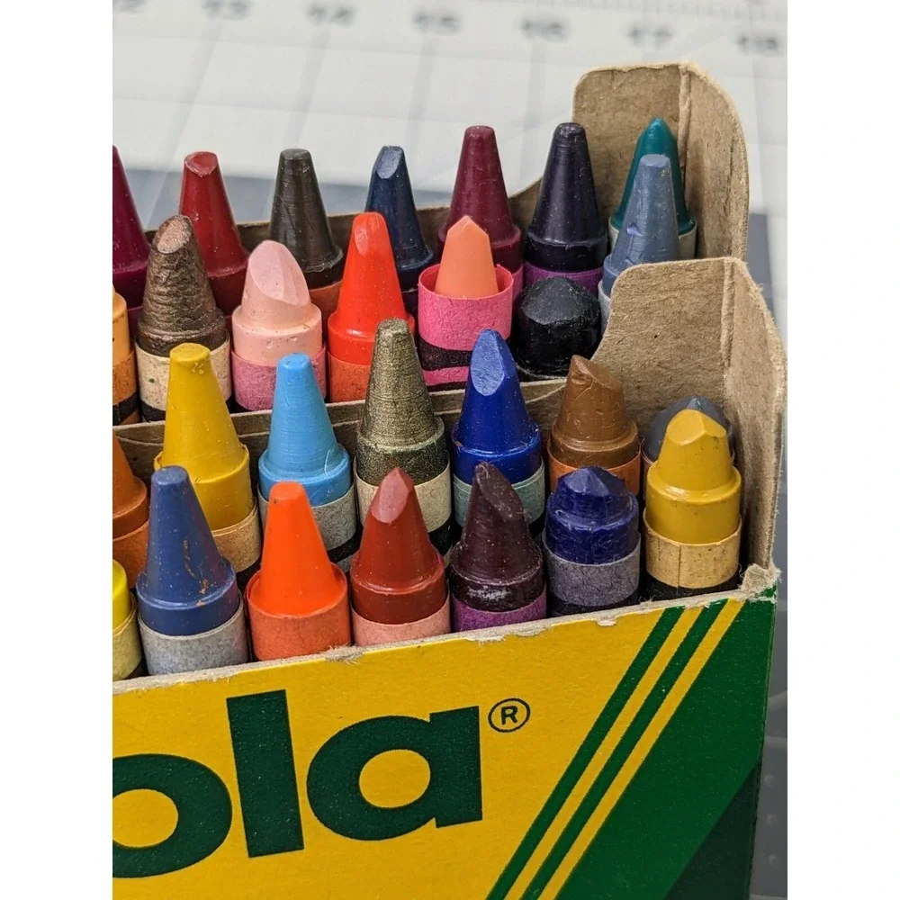 Crayola Crayon Lot Vintage 48 64‎ Set 1988 1994